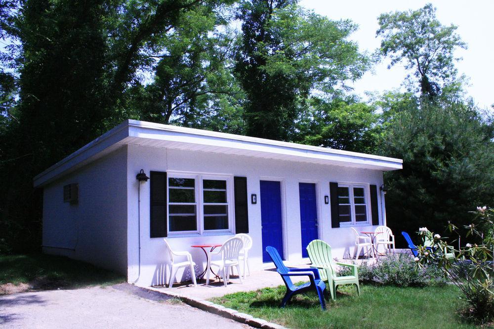 The Easterner Motel サウサンプトン エクステリア 写真